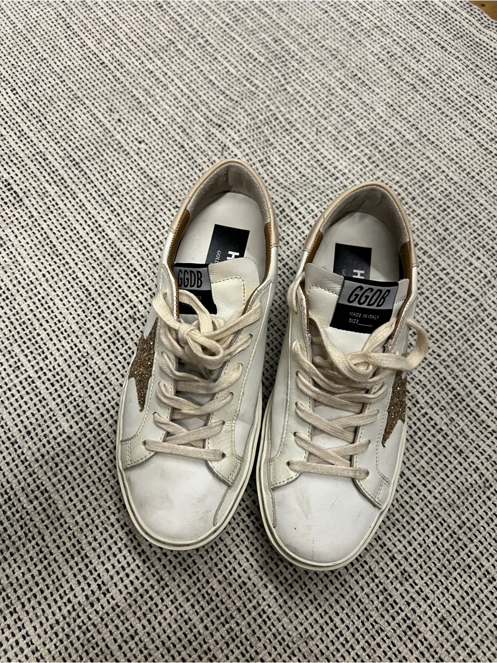 Golden Goose White Sneakers with Gold Glitter Star - Picture 4 of 4